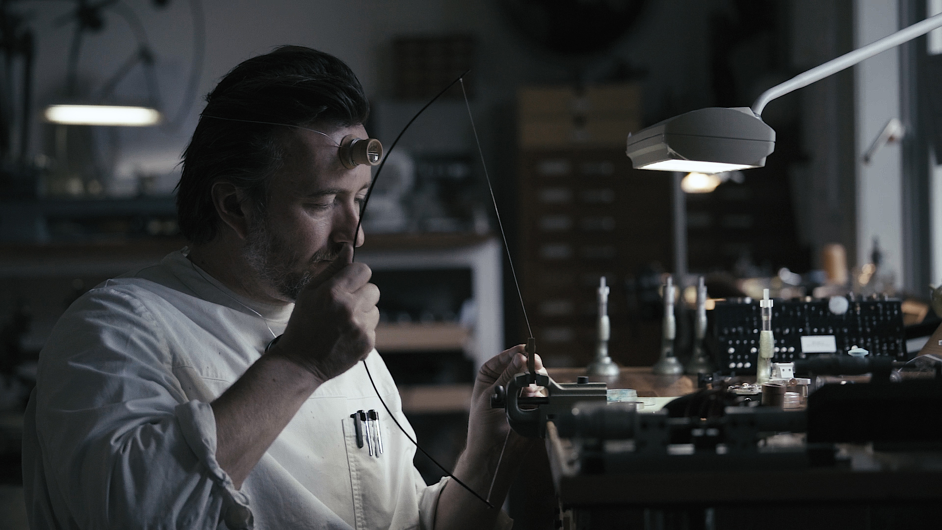 Les Ateliers Hervé Schlüchter — portrait vidéo artisan horloger par Entrée 4 Lausanne